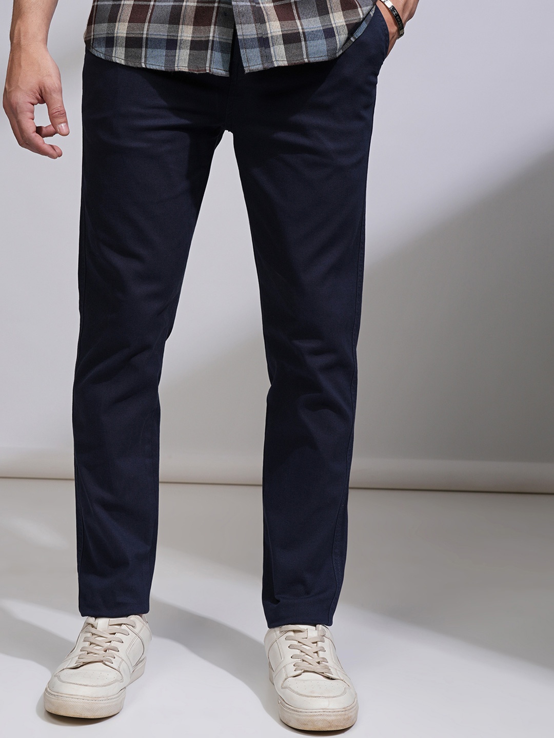 

HIGHLANDER Men Slim Fit Chinos Trousers, Blue