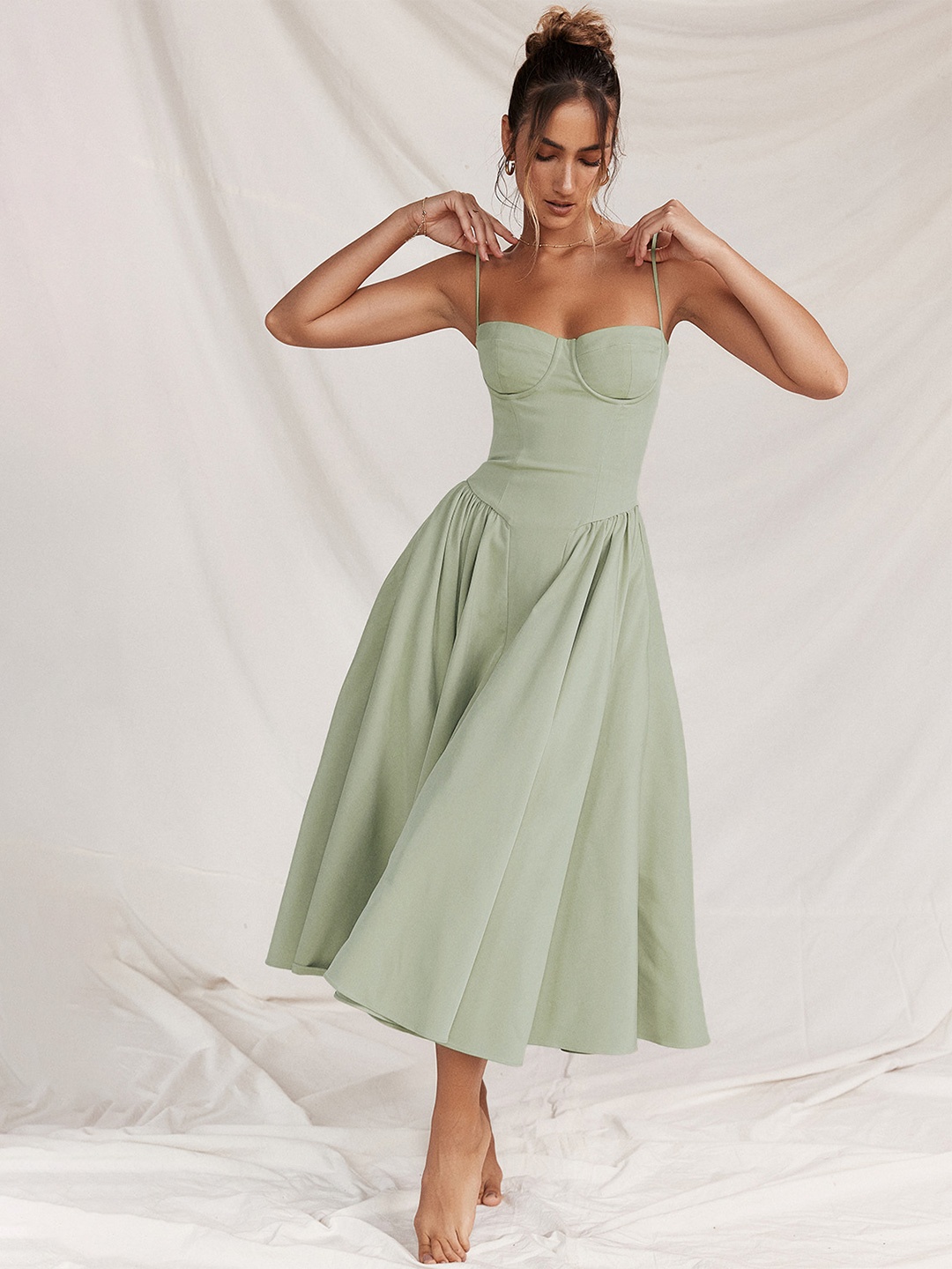 

bebe Women Corset Midi Dress, Green