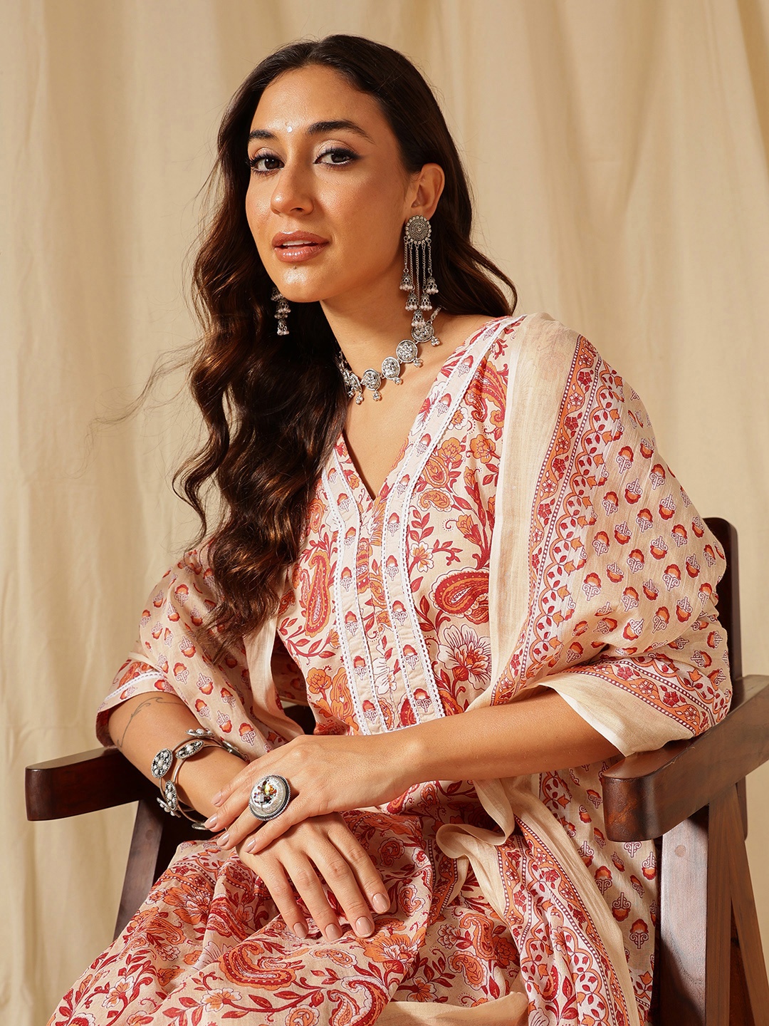 

Ginni Arora Label Floral Printed Pure Cotton Straight Kurta with Trousers & With Dupatta, Orange