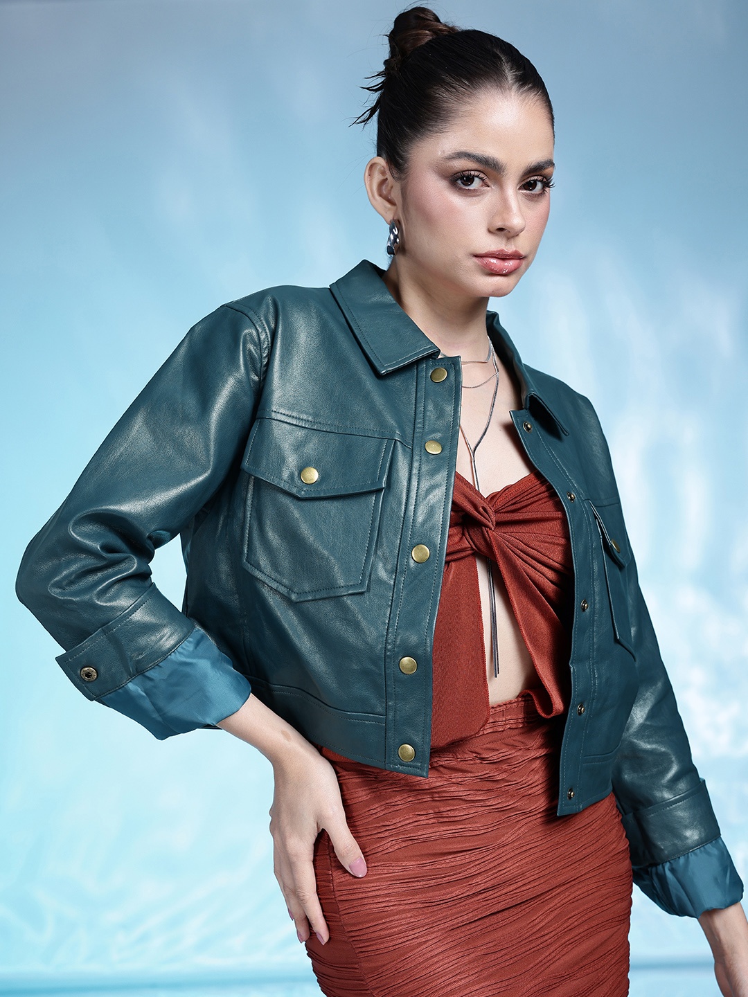

bebe Crop Tailored Jacket, Teal