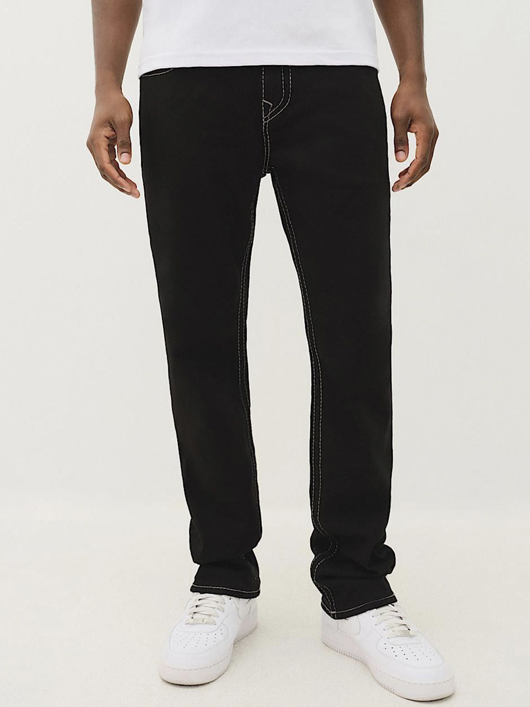 

True Religion Big T Ricky Straight Fit Black Mid-Rise Solid Jeans