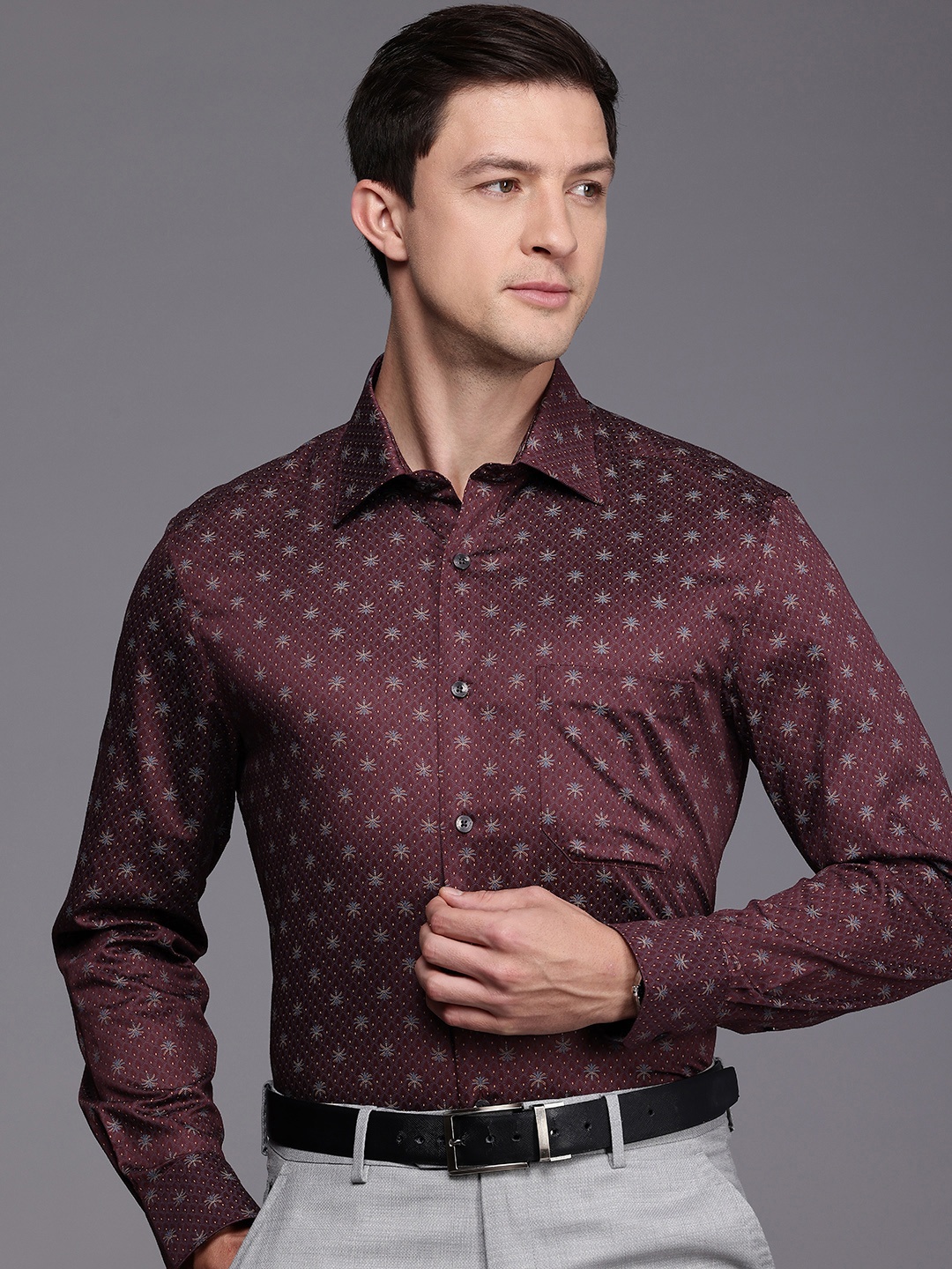 

Louis Philippe Classic Fit Floral Printed Pure Cotton Formal Shirt, Violet