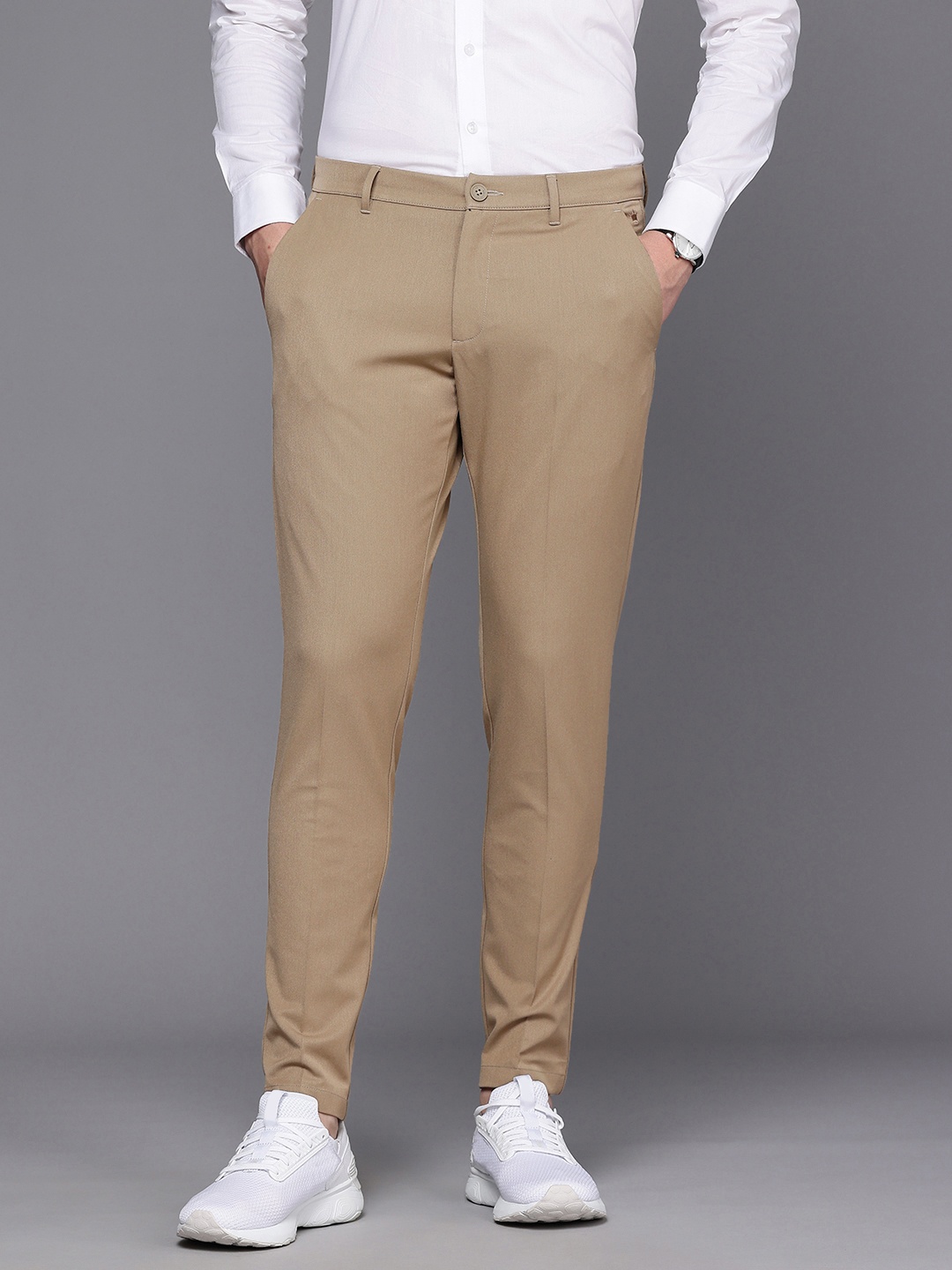

Louis Philippe Ath.Work Men Comfy Tapered Fit Chinos Trousers, Camel brown