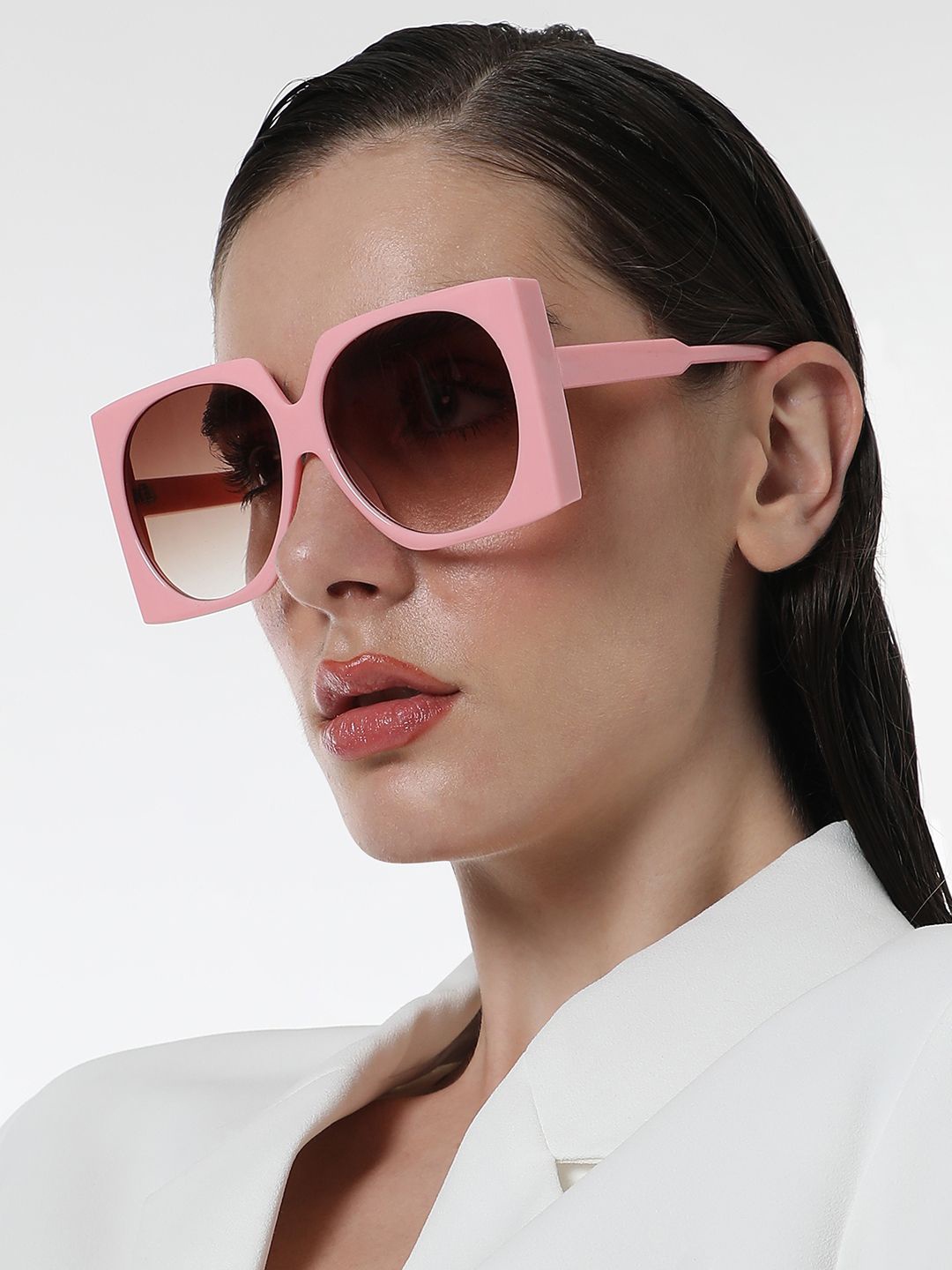 

HAUTE SAUCE by Campus Sutra Women Oversized Sunglasses with Polarised Lens AW24_HSSG2701, Brown