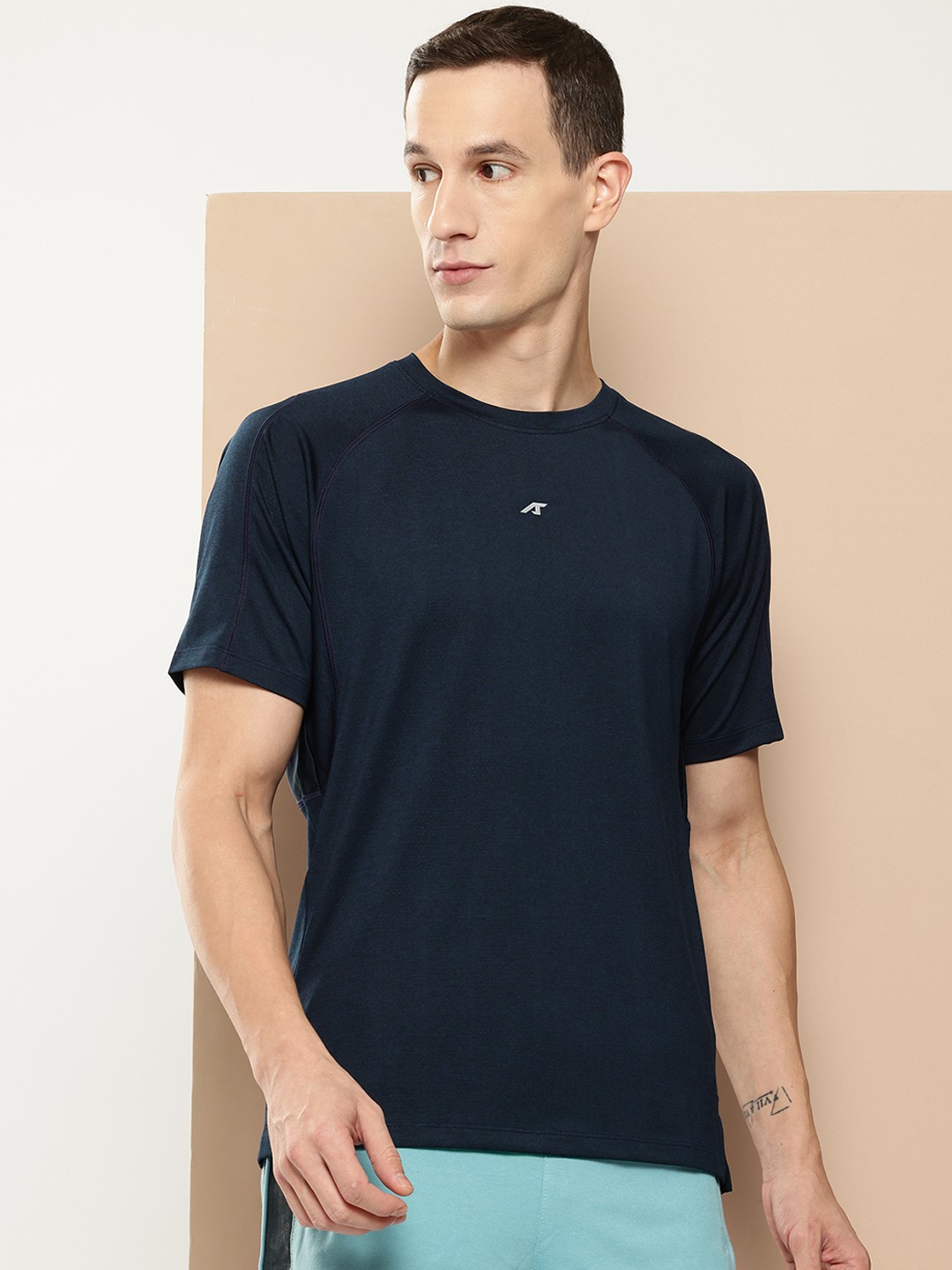 

Alcis Men Slim Fit T-shirt, Blue