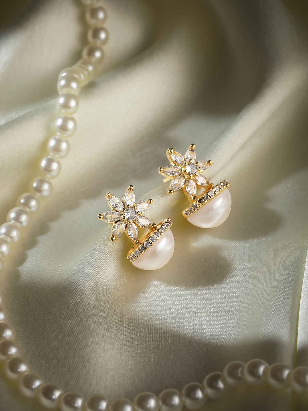

Manikya Gold-Plated Floral Studs