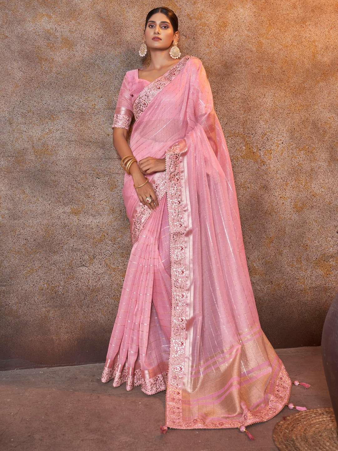 

Panzora Striped Sequinned Linen Blend Saree, Pink