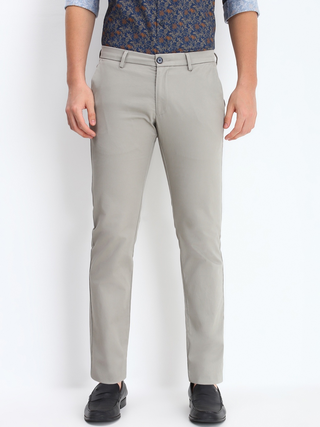 

Allen Solly Men Slim Fit Chinos, Grey