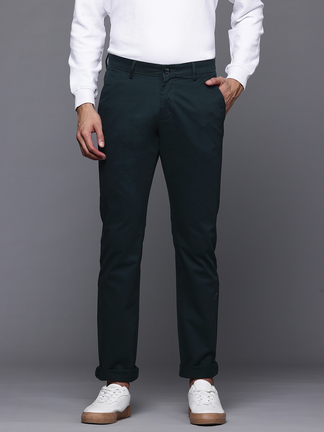 

Allen Solly Men Slim Fit Chinos, Green