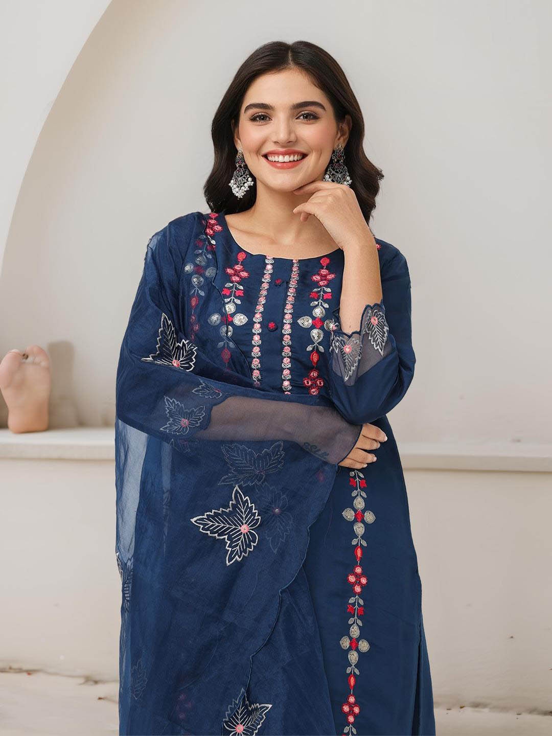 

Ishin Ethnic Motifs Embroidered Chanderi Silk Straight Kurta With Trousers & Dupatta, Navy blue