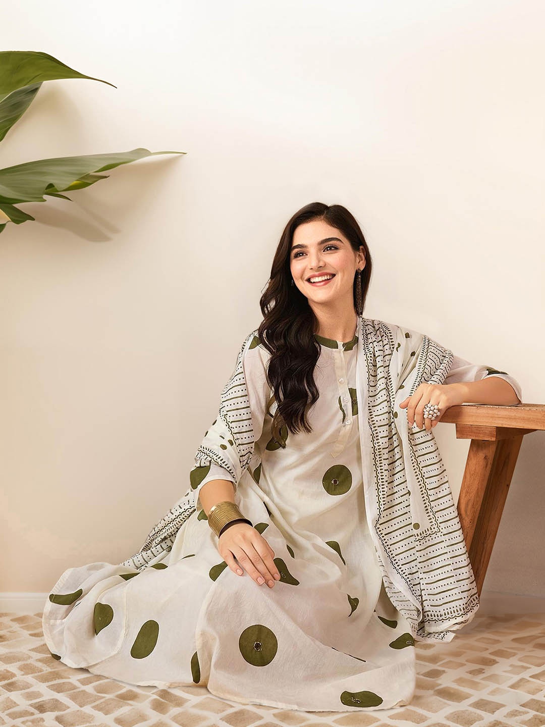 

Ishin Geometric Printed Mandarin Collar Pure Cotton A-Line Kurta With Trousers & Dupatta, Olive