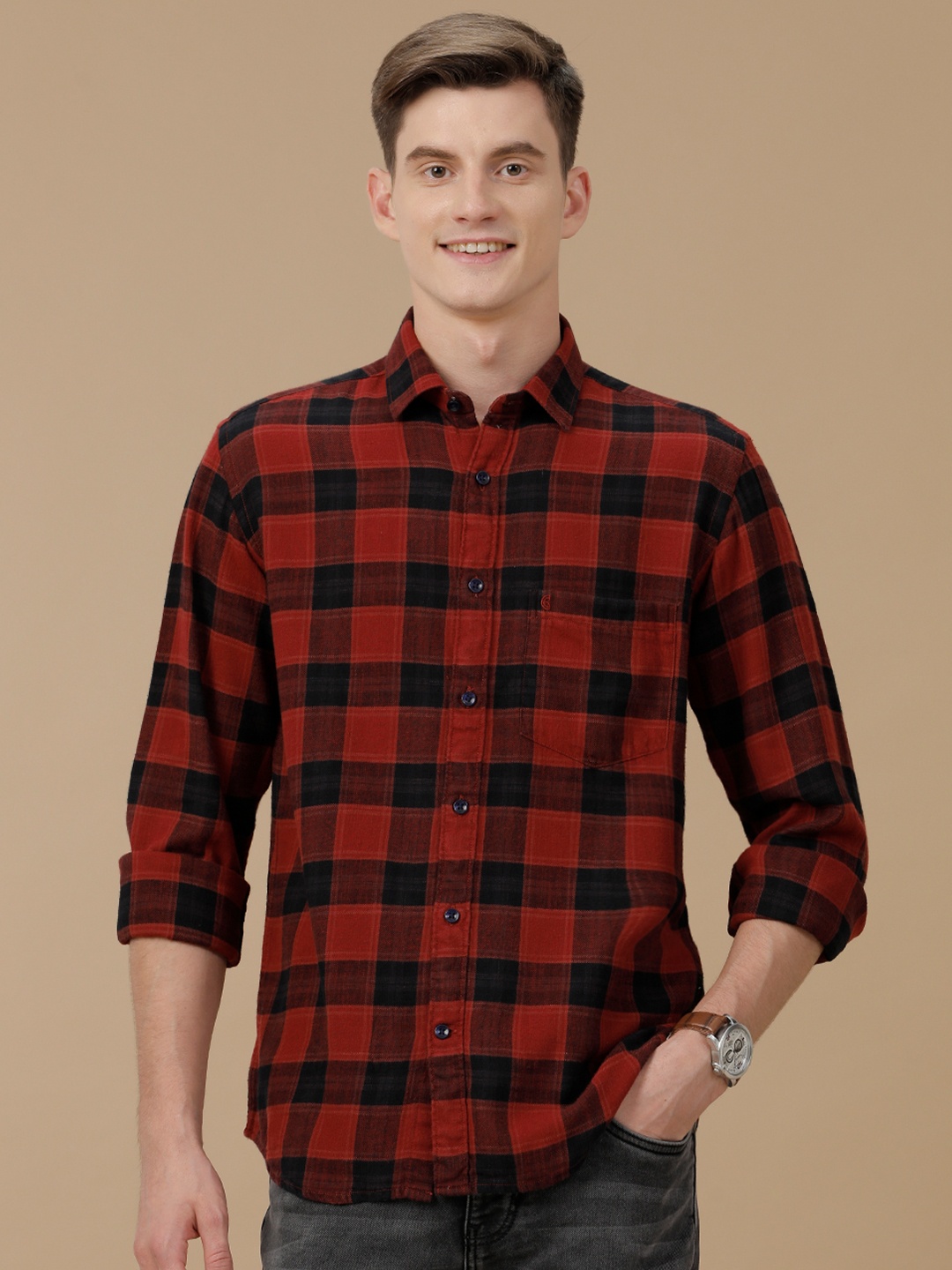 

CAVALLO by Linen Club Men Contemporary Slim Fit Opaque Checked Casual Shirt, Red