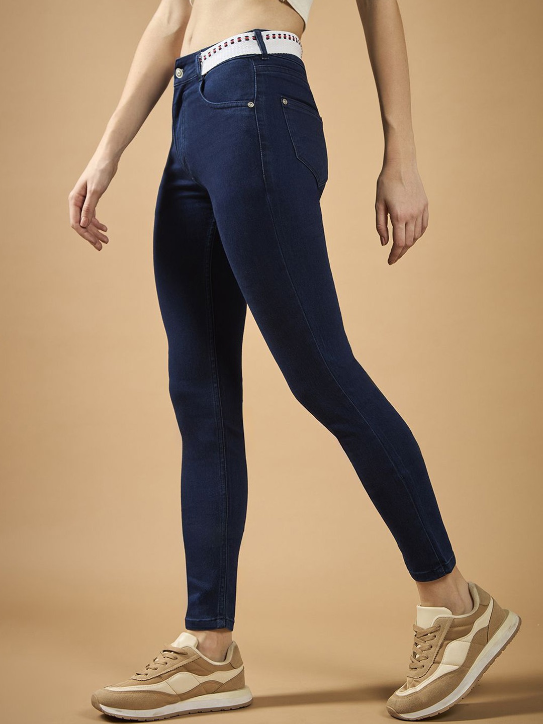 

The Lifestyle Co.Women Skinny Fit Mid Rise Twill Tape Detailing Denim Stretchable Jeans, Navy blue