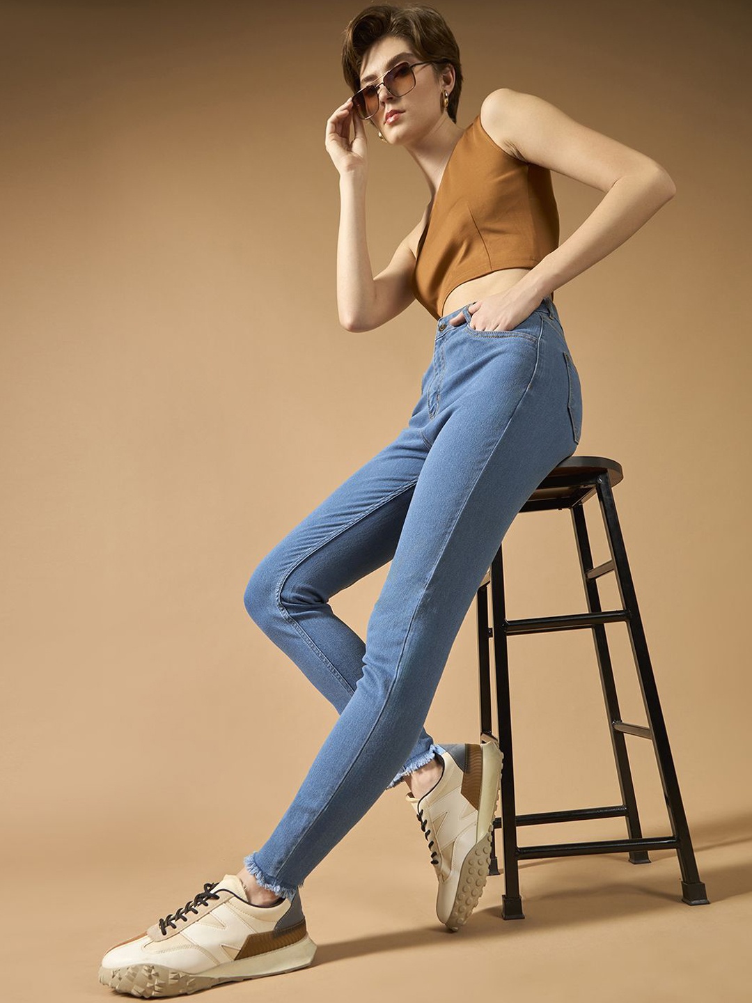 

Roadster Women Skinny High Rise Cropped Length Fringe Detailing Stretchable Denim Jeans, Blue