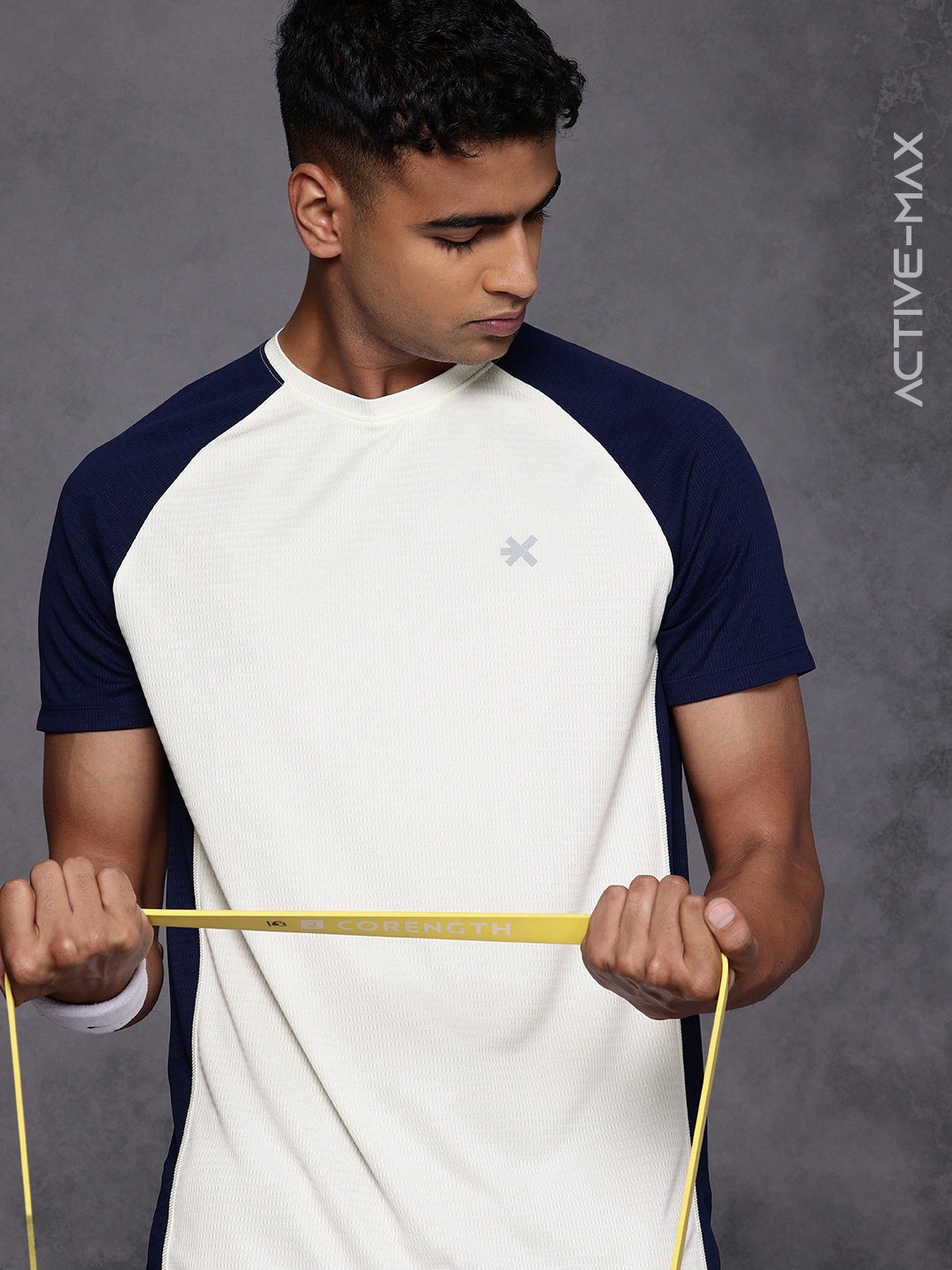 

HRX by Hrithik Roshan Self Designed Rapid-Dry Running T-shirt, Off white