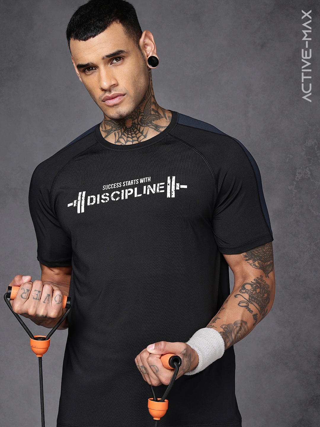 

HRX by Hrithik Roshan Rapid Dry Colourblocked Training T-shirt, Black