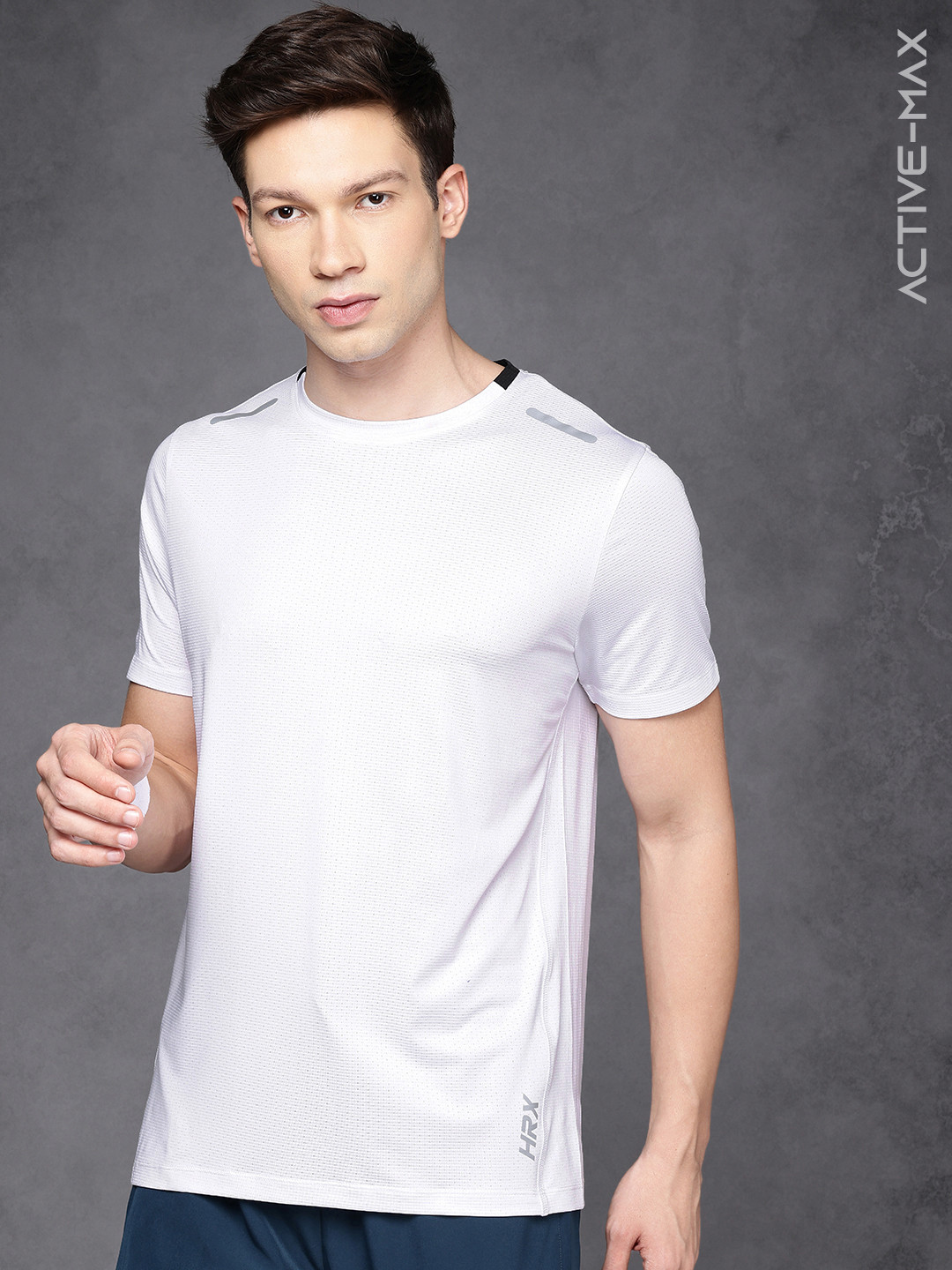 

HRX by Hrithik Roshan Men Sports T-shirt With Reflective Detail, White