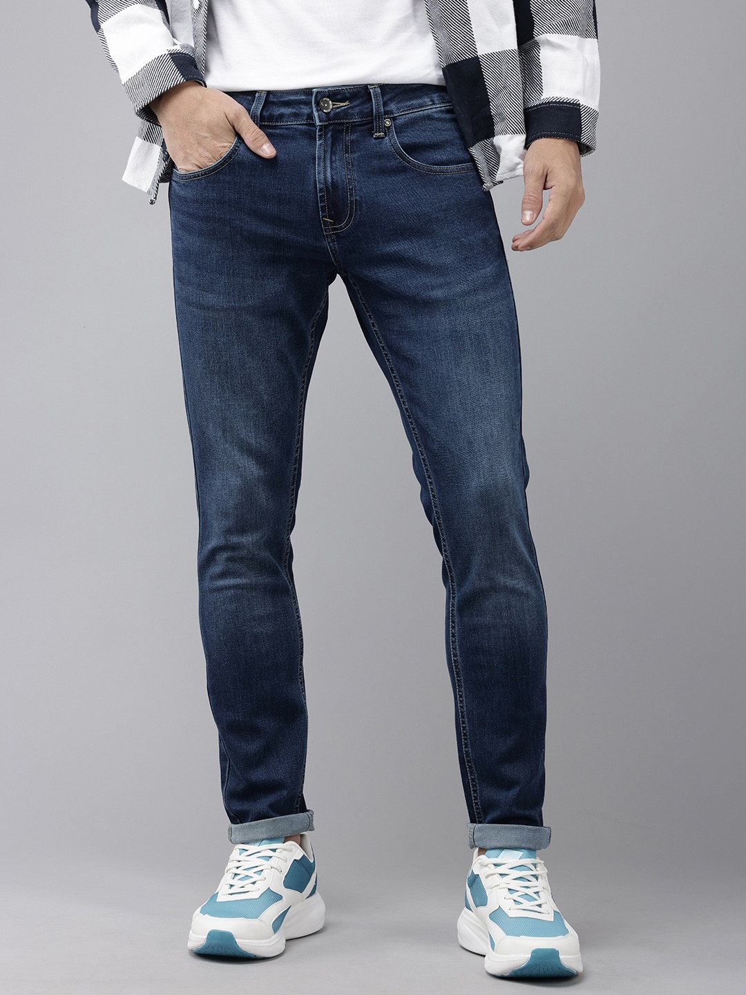 

SPYKAR Men Super Skinny Fit Low-Rise Light Fade Stretchable Jeans, Blue