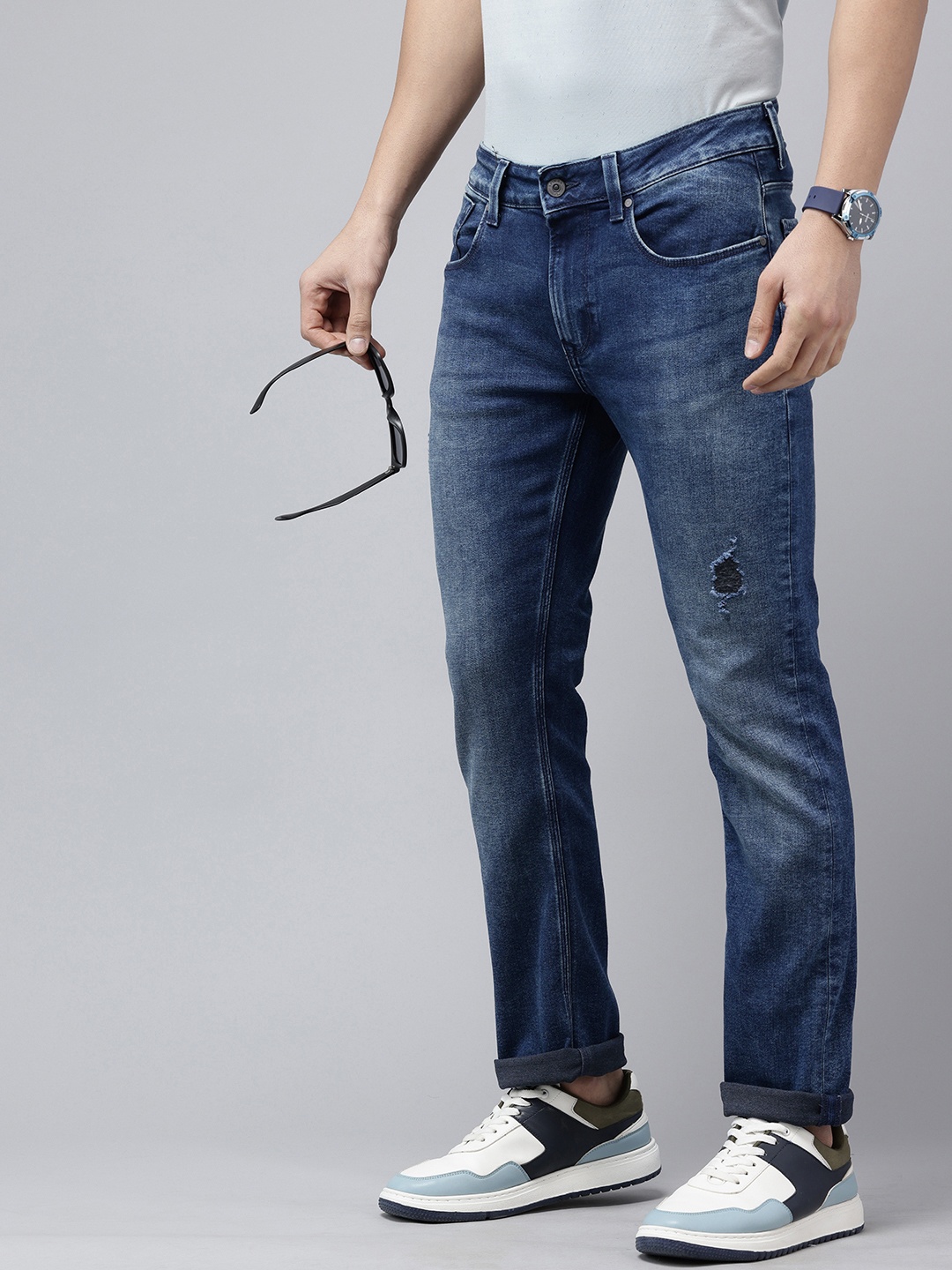 

SPYKAR Men Rover Fit Light Fade Low Distress Light Fade Stretchable Jeans, Blue
