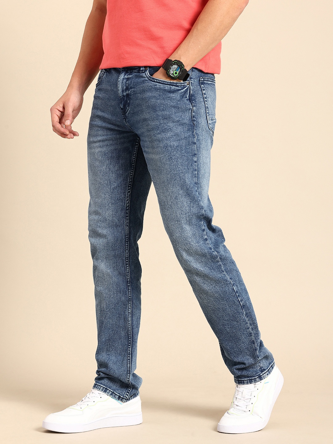 

Being Human Men Straight Fit Light Fade Stretchable Jeans, Blue
