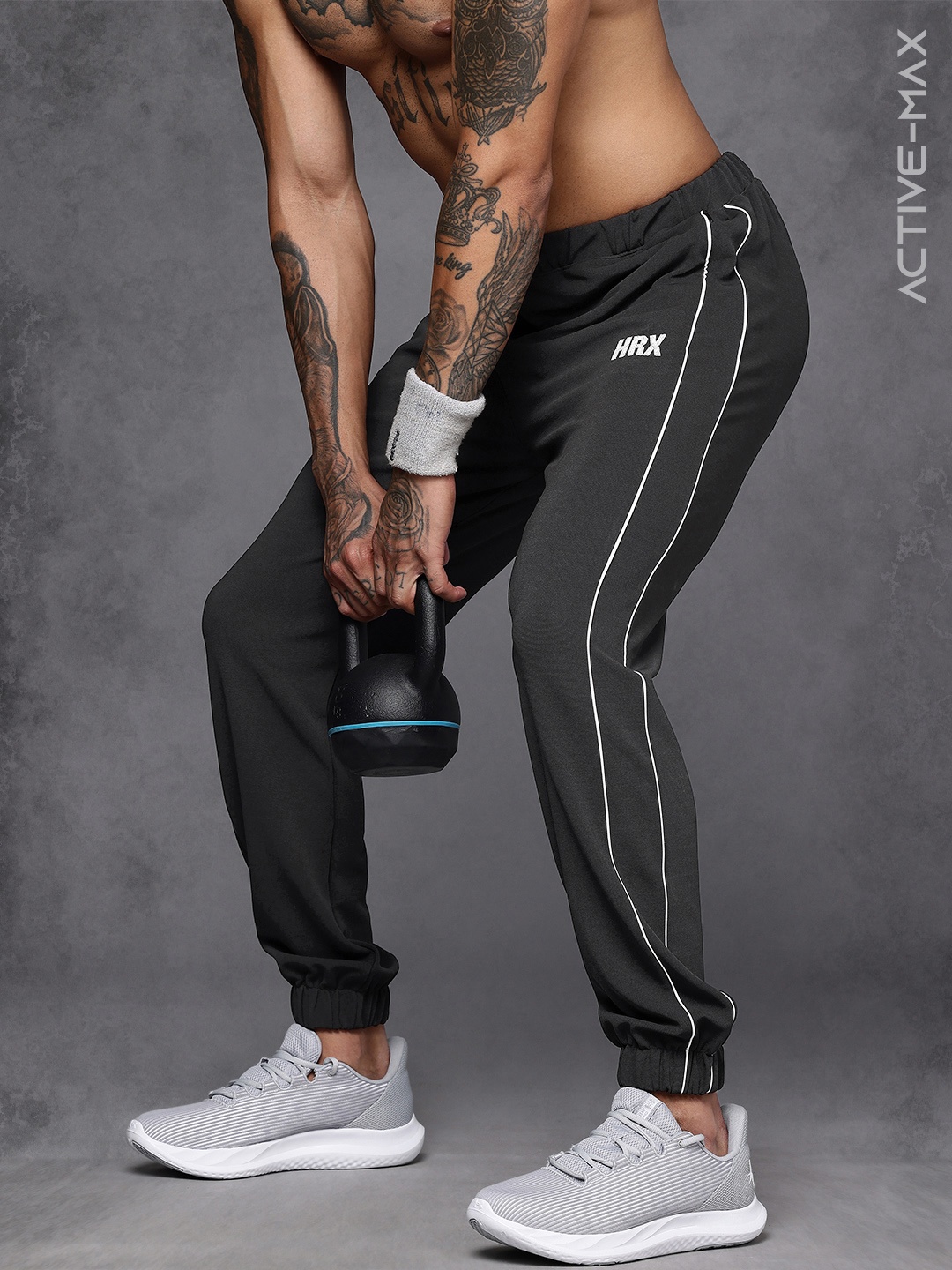 

HRX by Hrithik Roshan Men Rapid Dry Running Jogger Style Track Pant, Grey