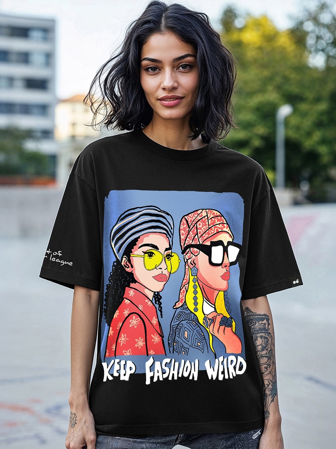 

Bewakoof Women Graphic Printed Round Neck Pure Cotton Oversized T-shirt, Black