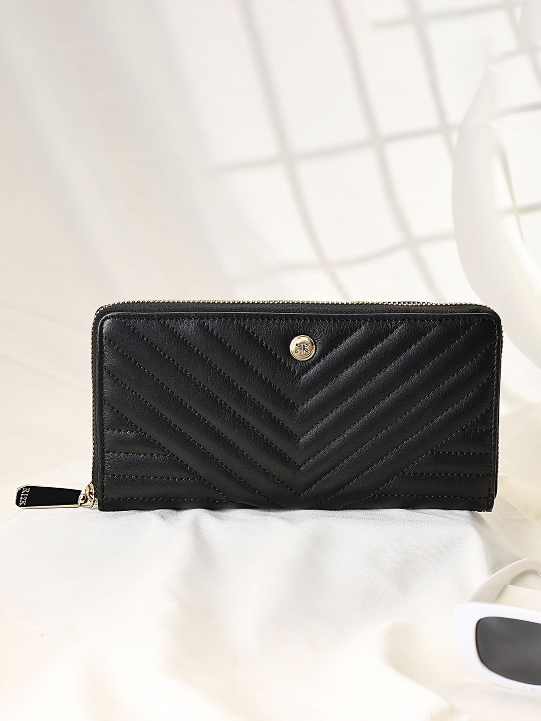 

RI2K LONDON Women Textured Leather Zip Around Wallet, Black