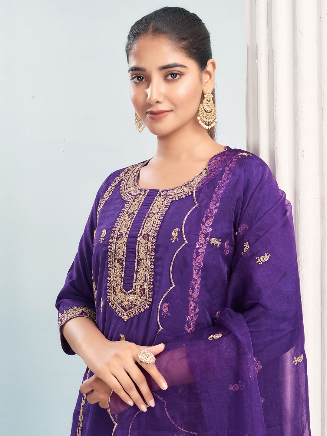 

KALINI Floral Embroidered Sequinned Straight Kurta With Trousers & Dupatta, Purple