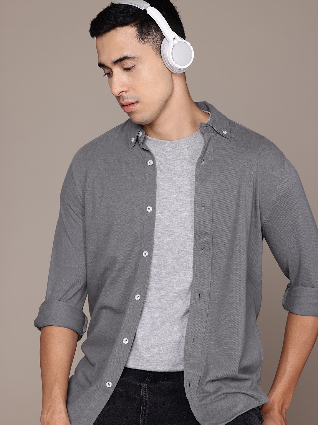

Roadster Men Classic Casual Shirt, Grey