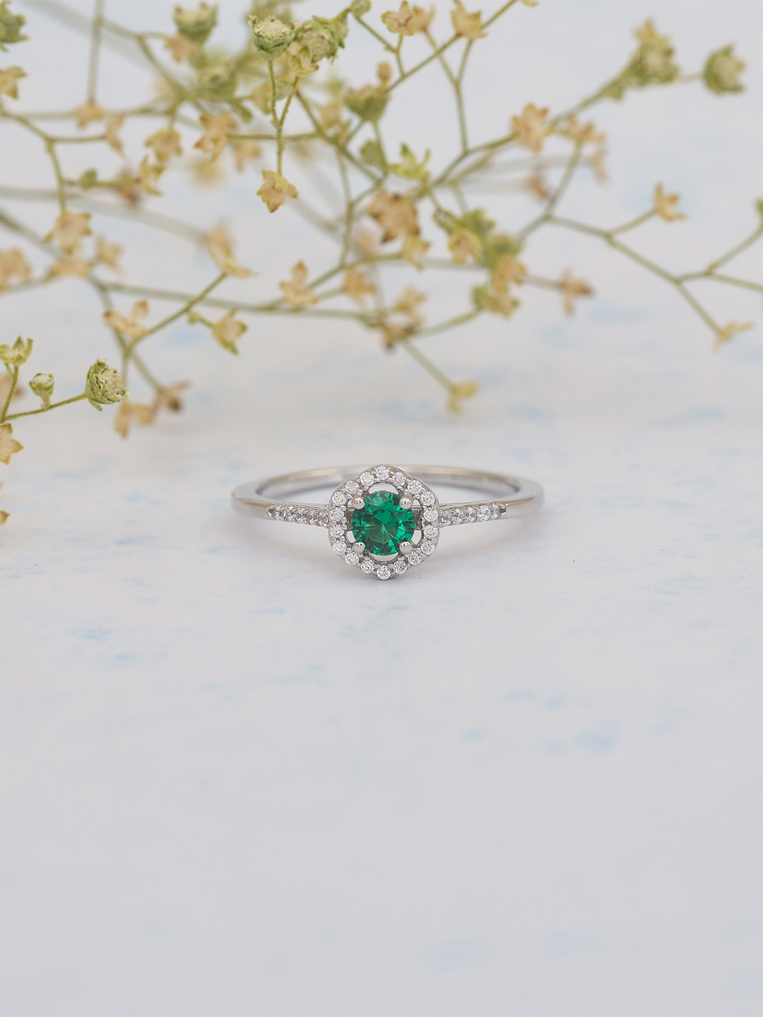 

Ornate Jewels 925 Sterling Silver Rhodium-Plated AD & Emerald Studded Finger Ring