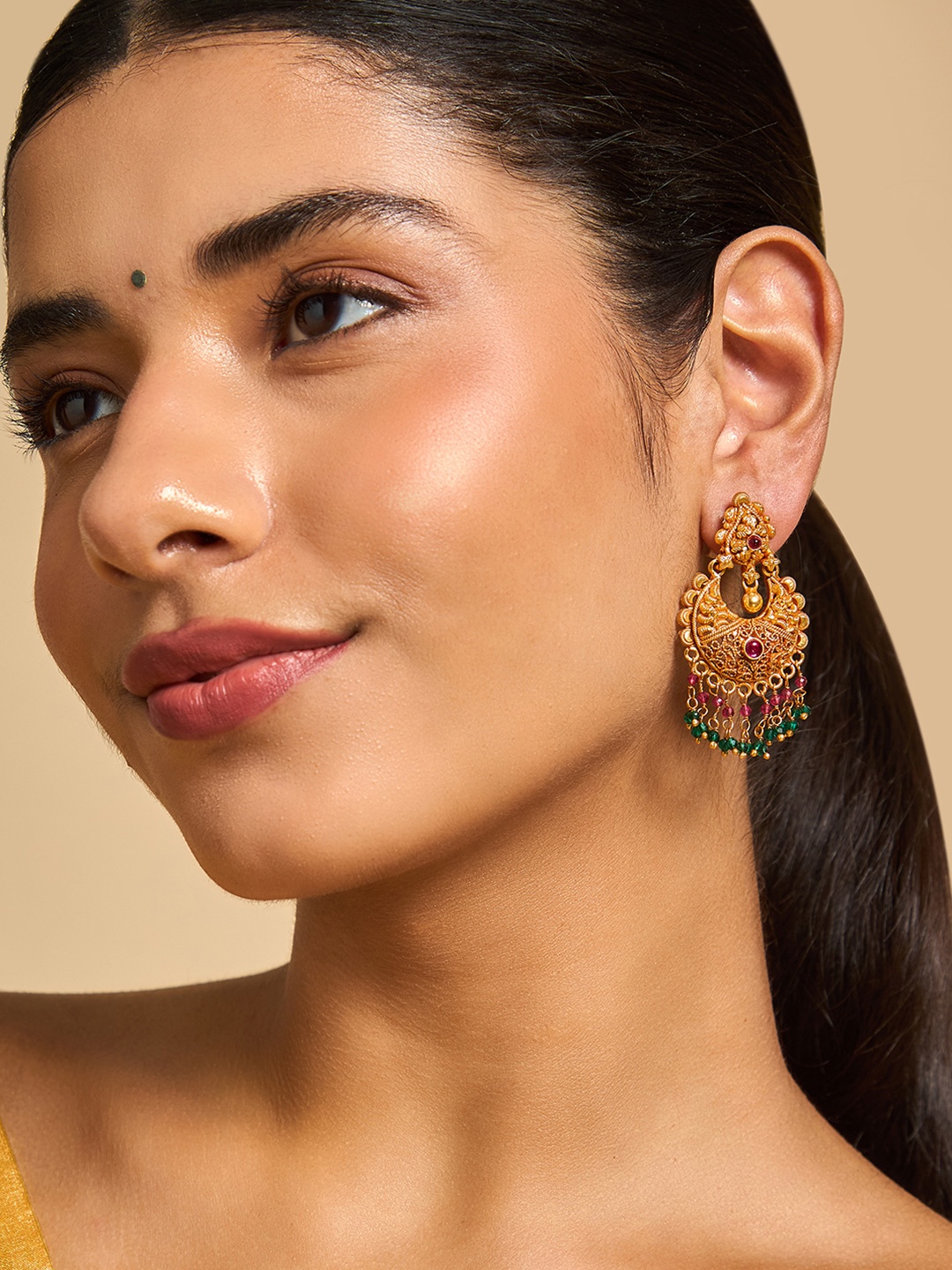 

Kushal's Fashion Jewellery Crescent Shaped Chandbalis Earrings, Red