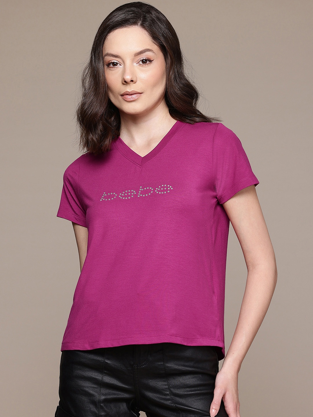 

bebe Season Staples Brand Logo Embellished T-shirt, Magenta