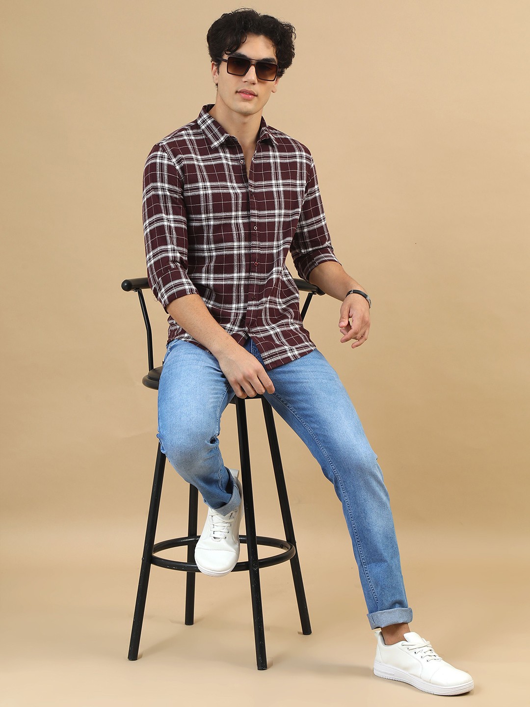 

Bushirt Men Tartan Checked Spread Collar Cotton Shirt, Maroon