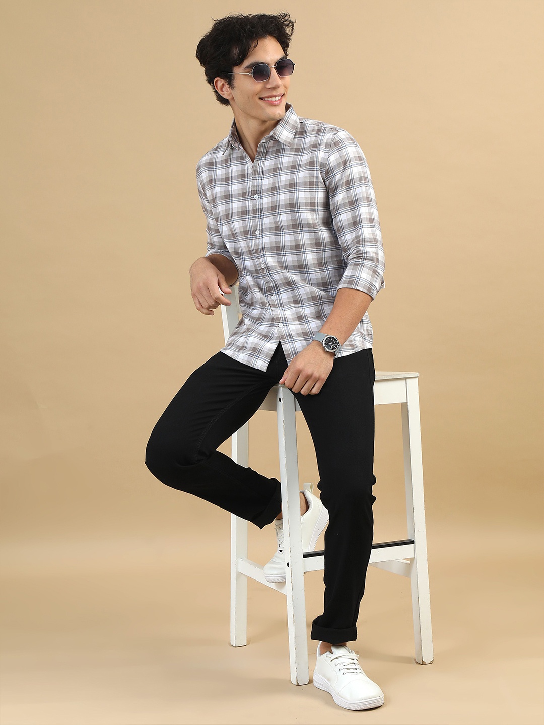 

Bushirt Men Casual Checks Shirt, Brown