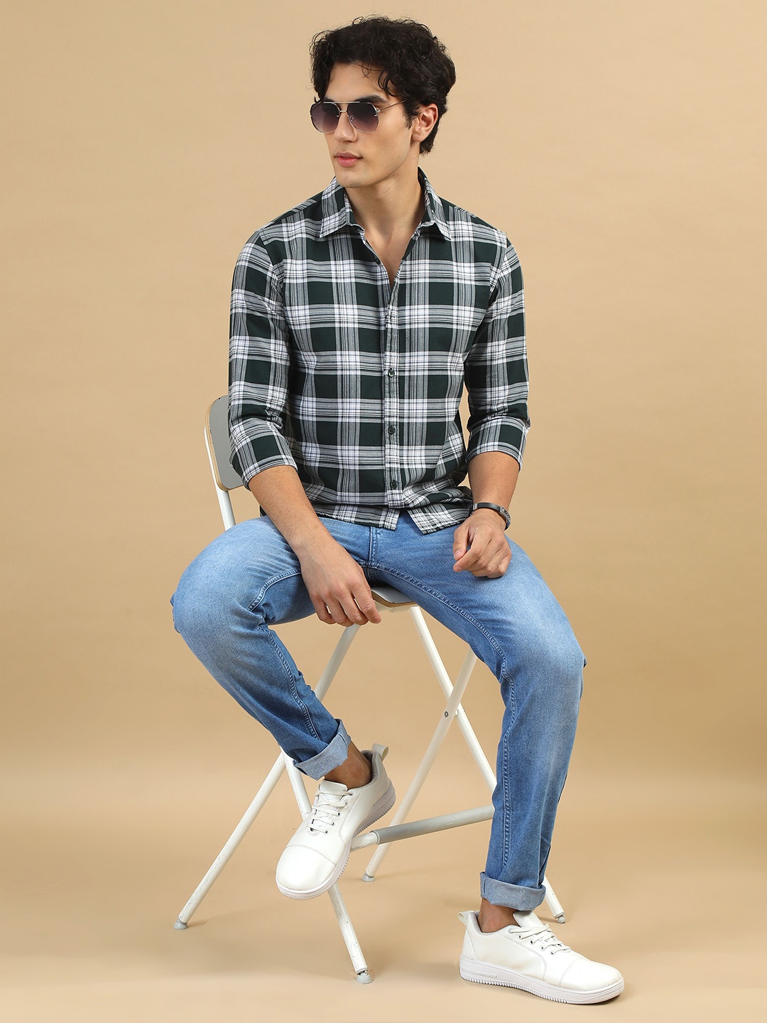 

Bushirt Men Casual Checks Shirt, Black