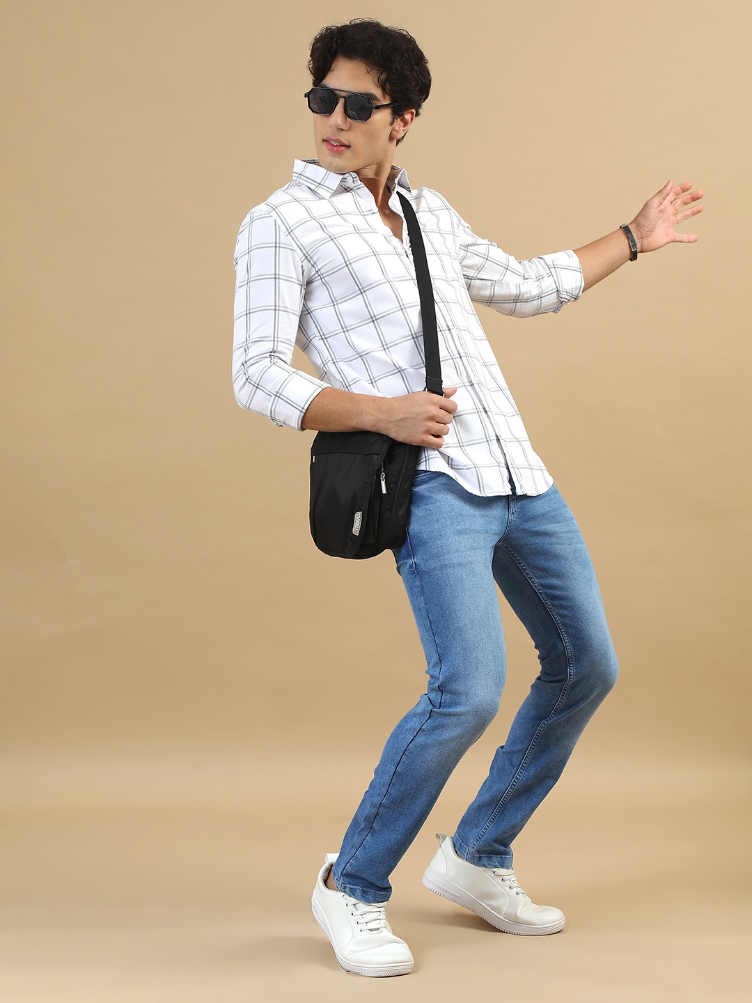 

Bushirt Men Classic Slim Collar Checked Pure Cotton Casual Shirt, White