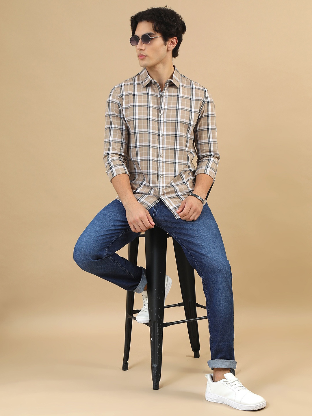 

Bushirt Men Classic Slim Collar Checked Pure Cotton Shirt, Beige