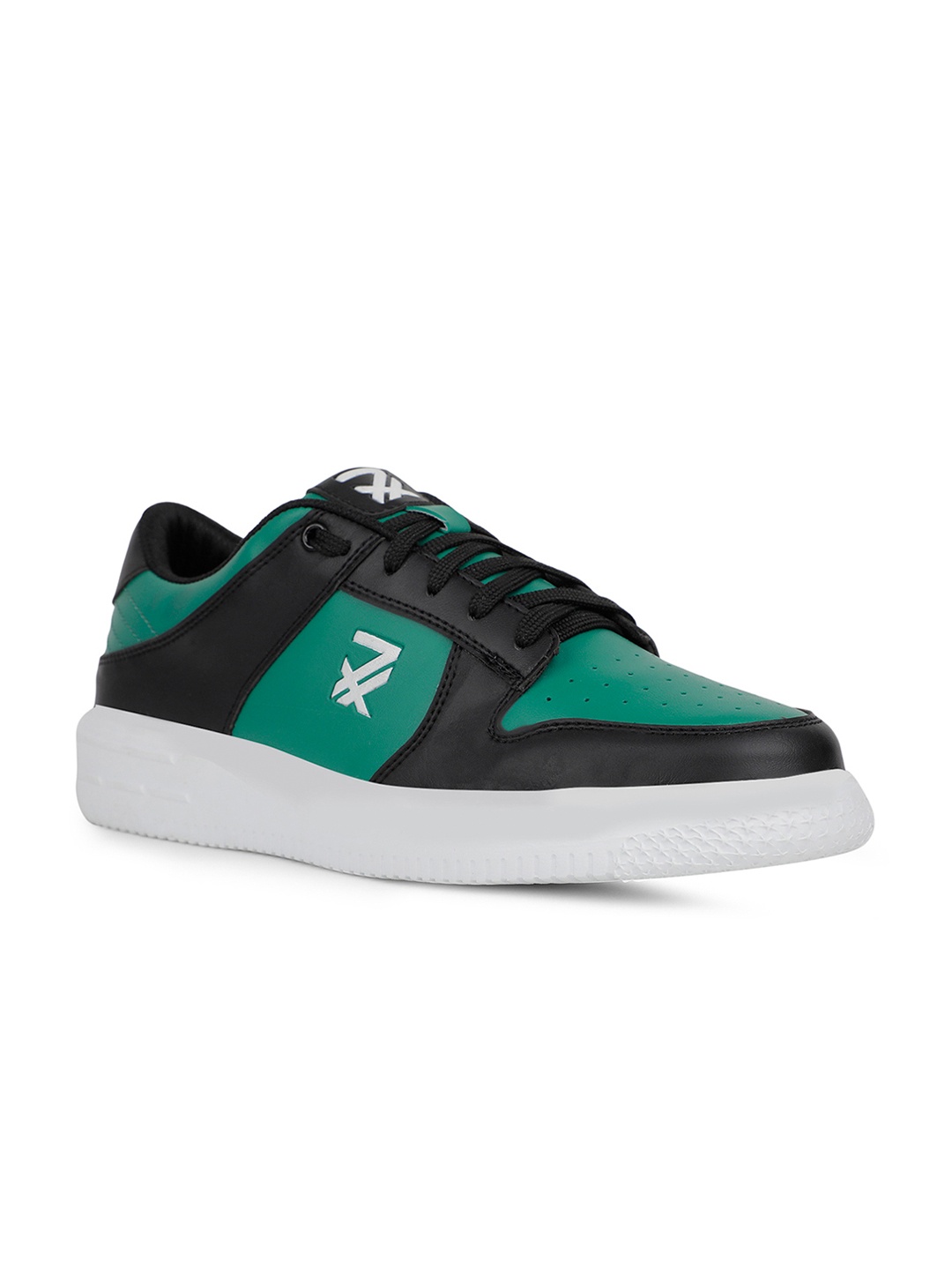 

LIBERTY Z IGNIS Men Colourblocked Casual Sneakers, Black