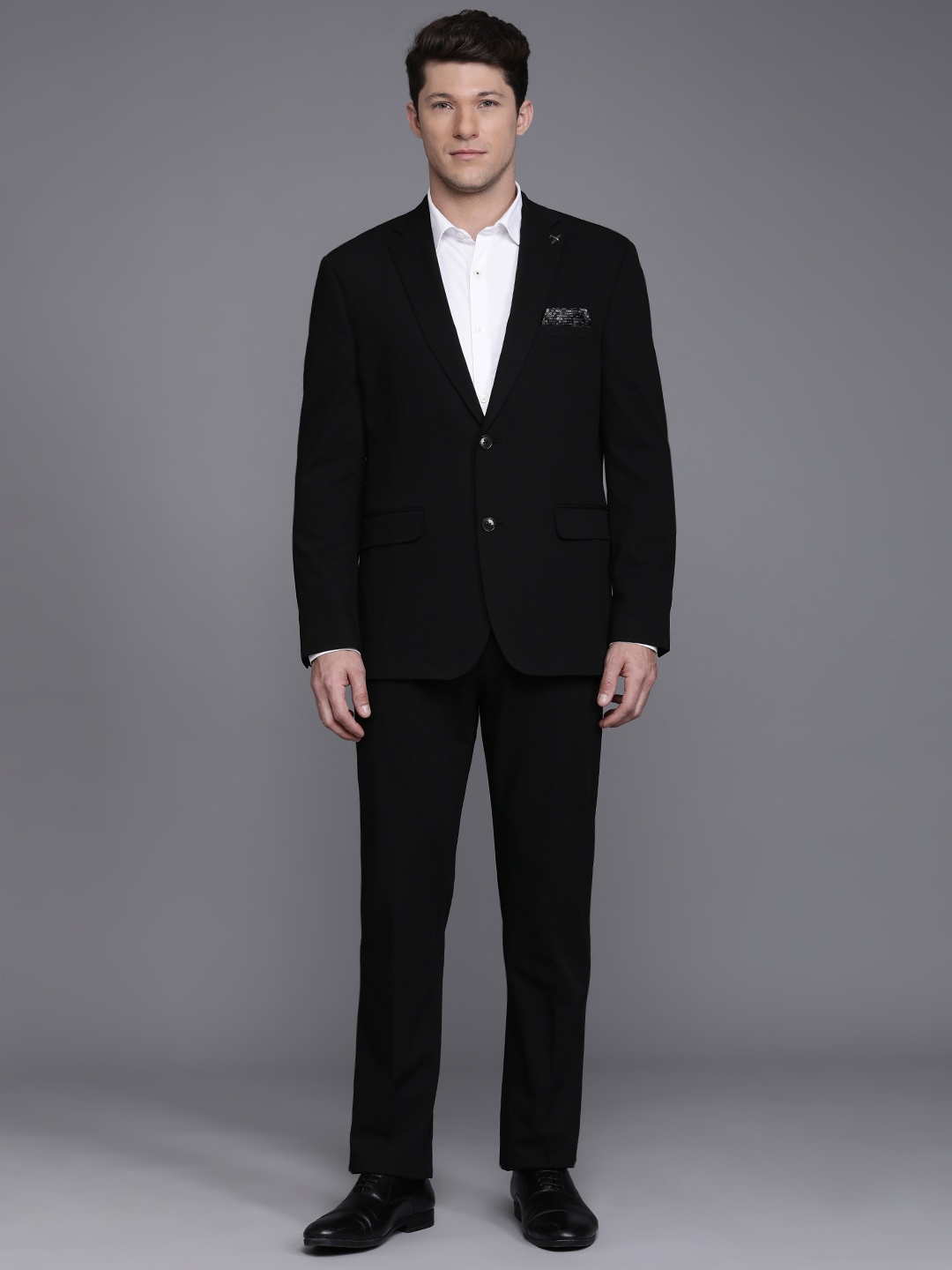 

Theme Men 2 Piece Solid Suit, Black