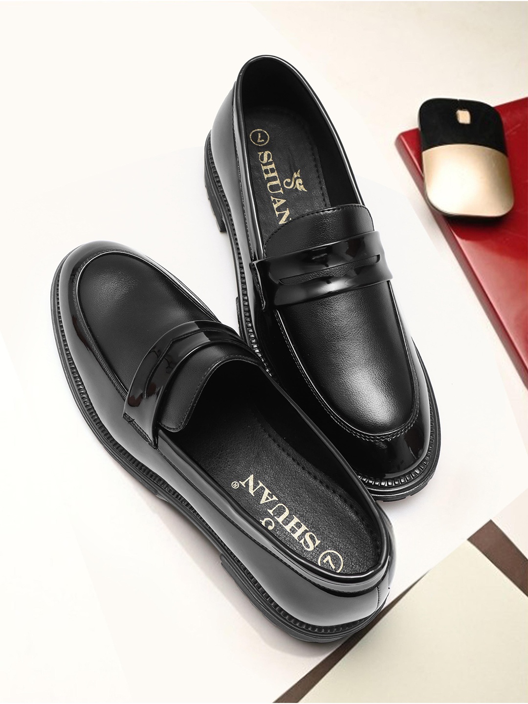 

SHUAN Men Solid Formal Slip-ons Shoes, Black