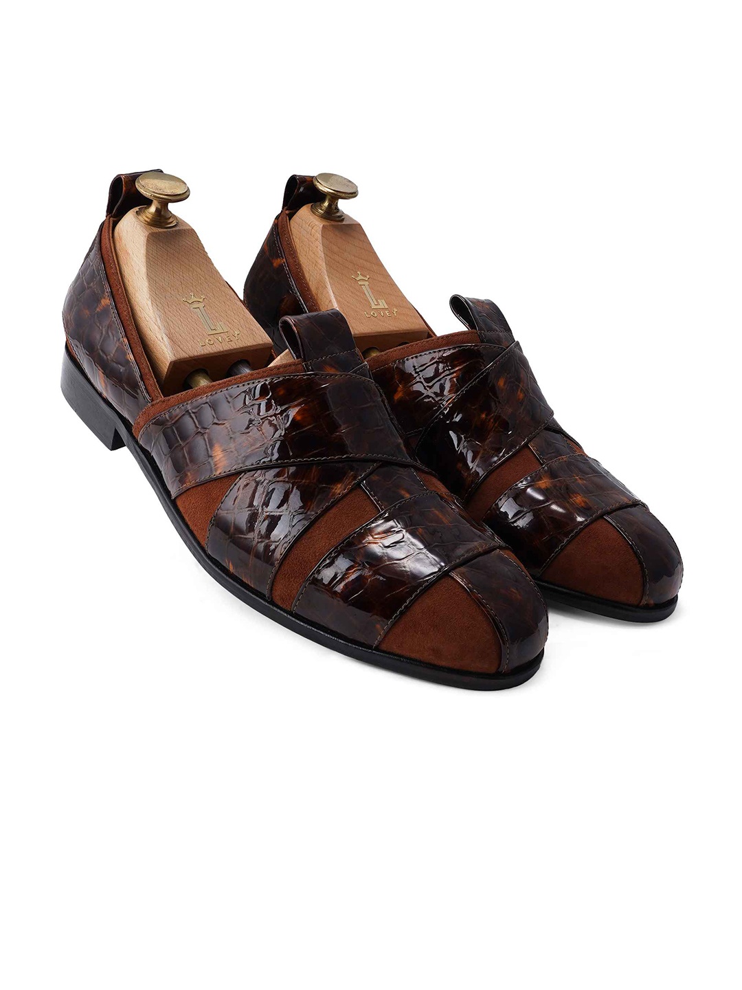 

LOVEY Men Textured Leather Loafers, Brown