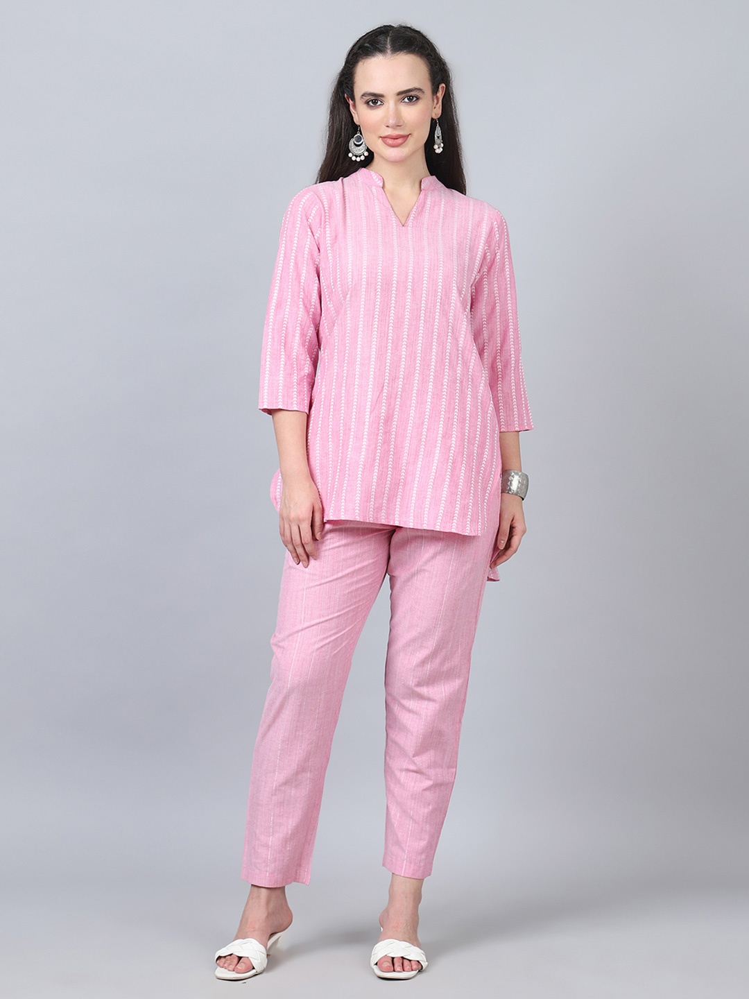 

FLAMBOYANT Striped Mandarin Collar Pure Cotton Kurti With Trousers, Pink