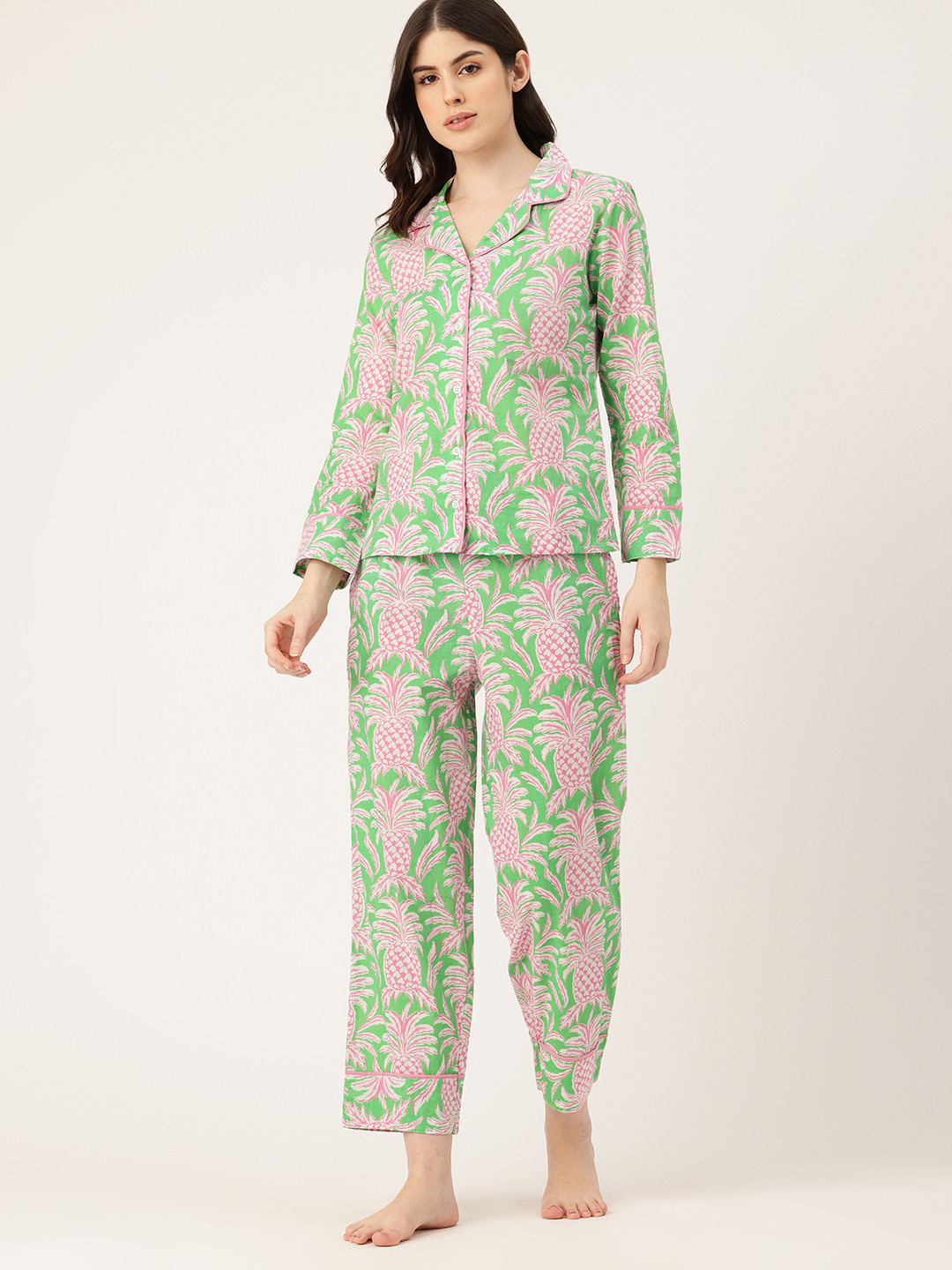 

ETC Coversational Printed Night suit, Green