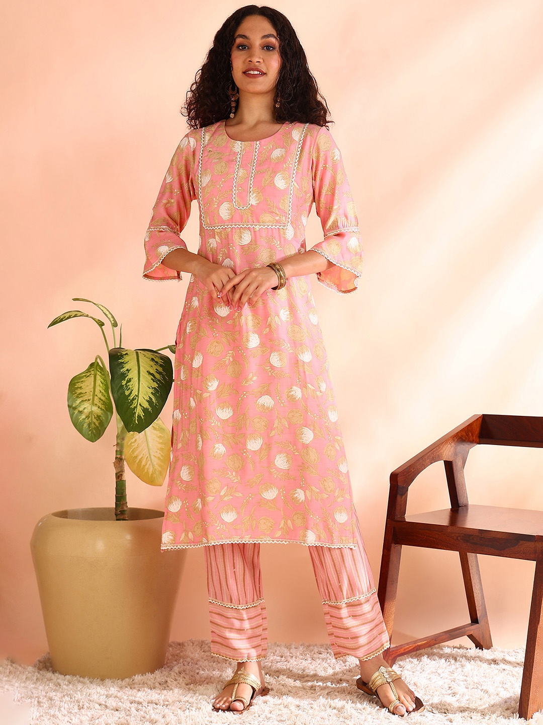 

V TRADITION Floral Printed Regular Pure Cotton Kurta With Trousers, Pink