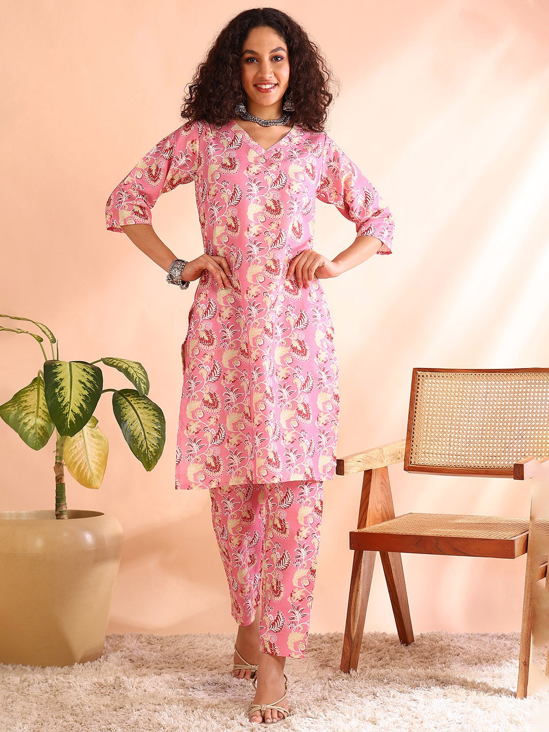 

V TRADITION Floral Printed Regular Pure Cotton Kurta With Trousers, Pink