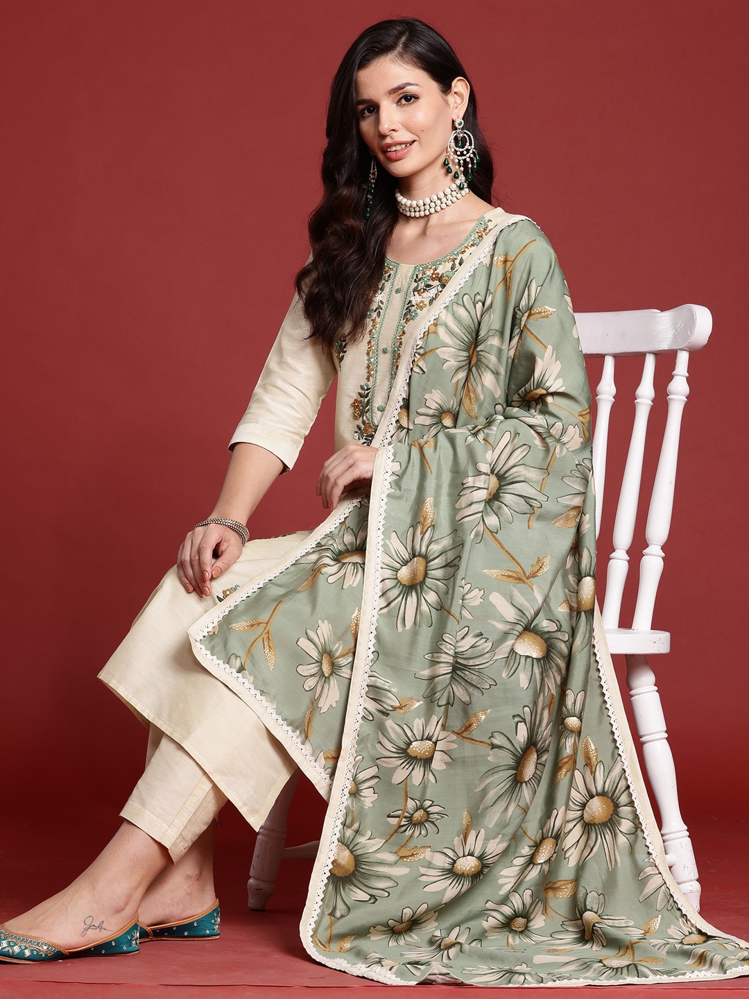 

Indo Era Floral Embroidered Thread Work Kurta with Trousers & With Dupatta, Cream