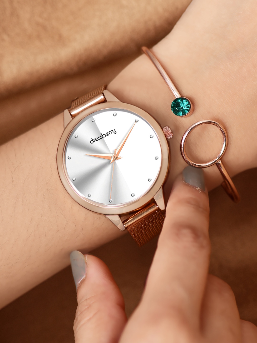 

DressBerry Women Dial & Bracelet Style Straps Analogue Watch DBSet24 Set-06, Rose gold