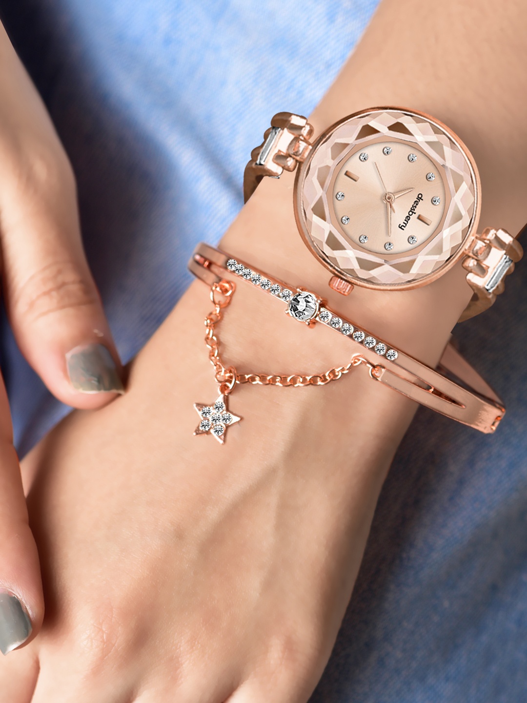 

DressBerry Women Dial & Bracelet Style Straps Analogue Watch DBSet24 Set-11, Rose gold