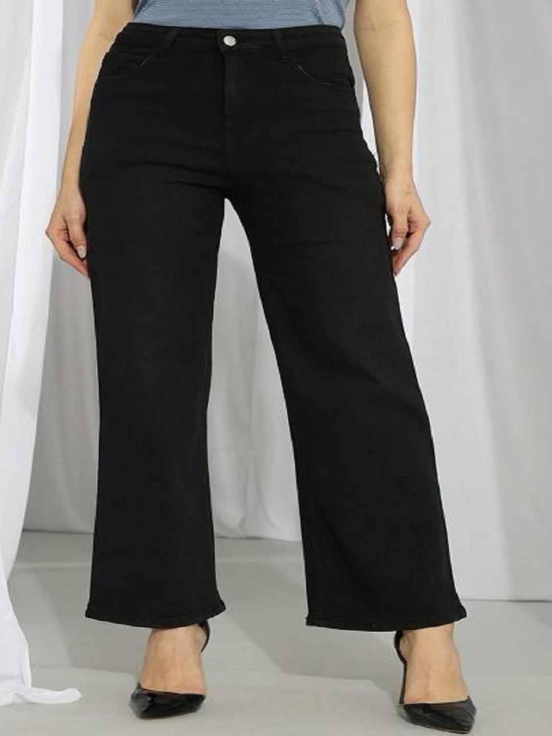 

Perfect Outlet Women Straight Fit High-Rise Stretchable Jeans, Black