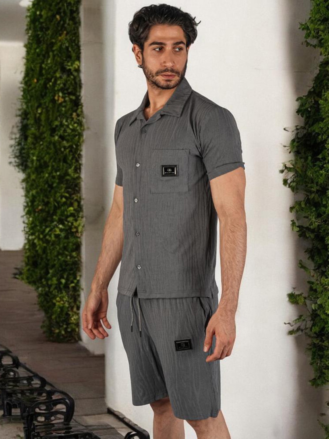 

BOTABOCHI Textured Shirt & Shorts, Grey